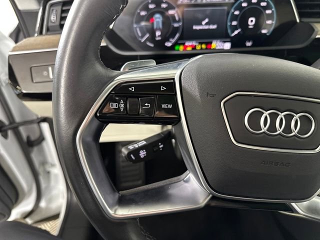 Used 2024 Audi Q8 e-tron Premium Plus w/ Premium Plus Package image 15
