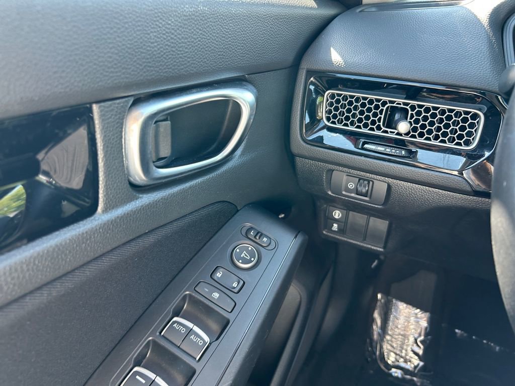 Used 2023 Honda Civic EX image 25