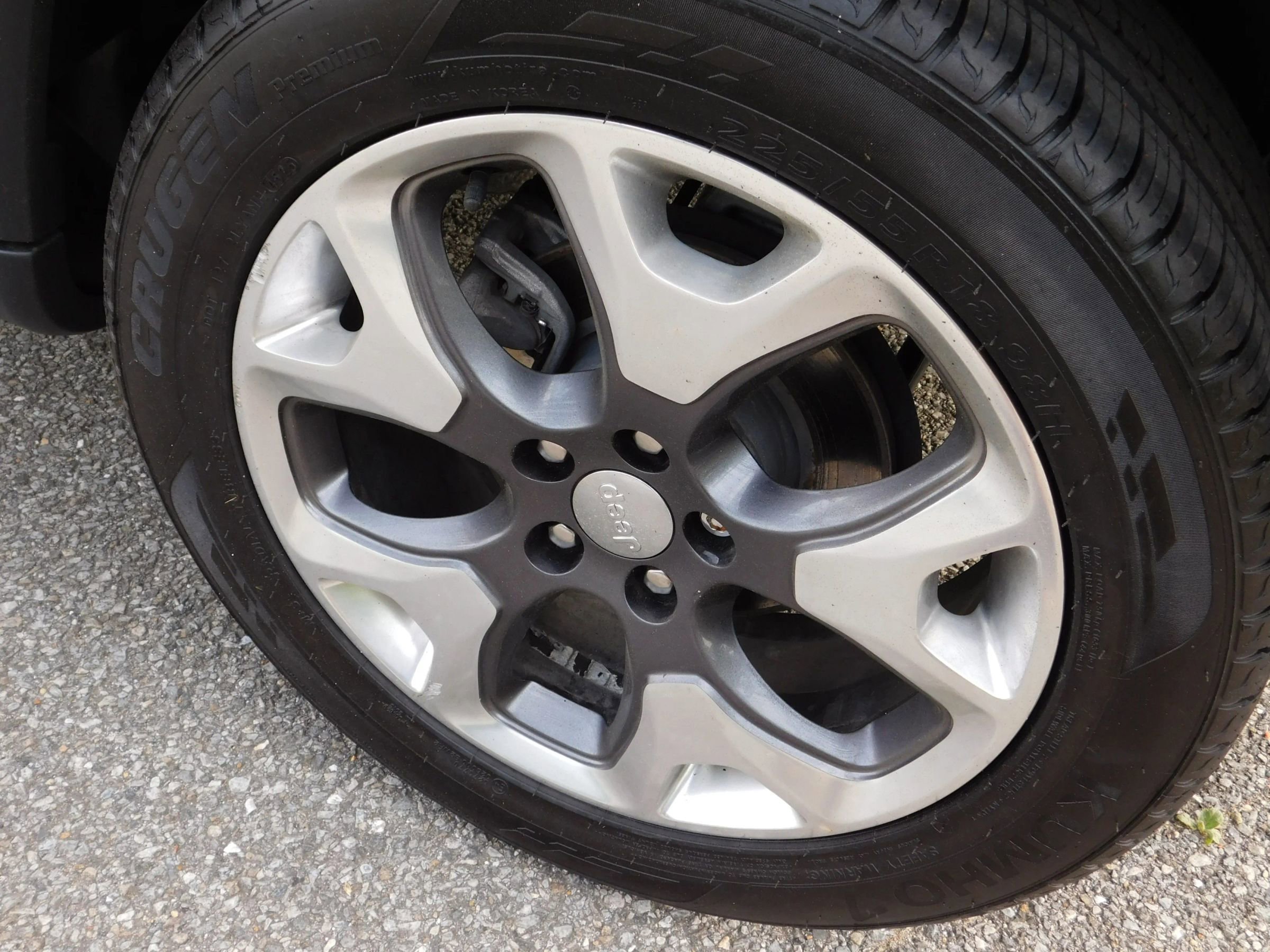 Used 2020 Jeep Compass Limited AWD/4WD image 9