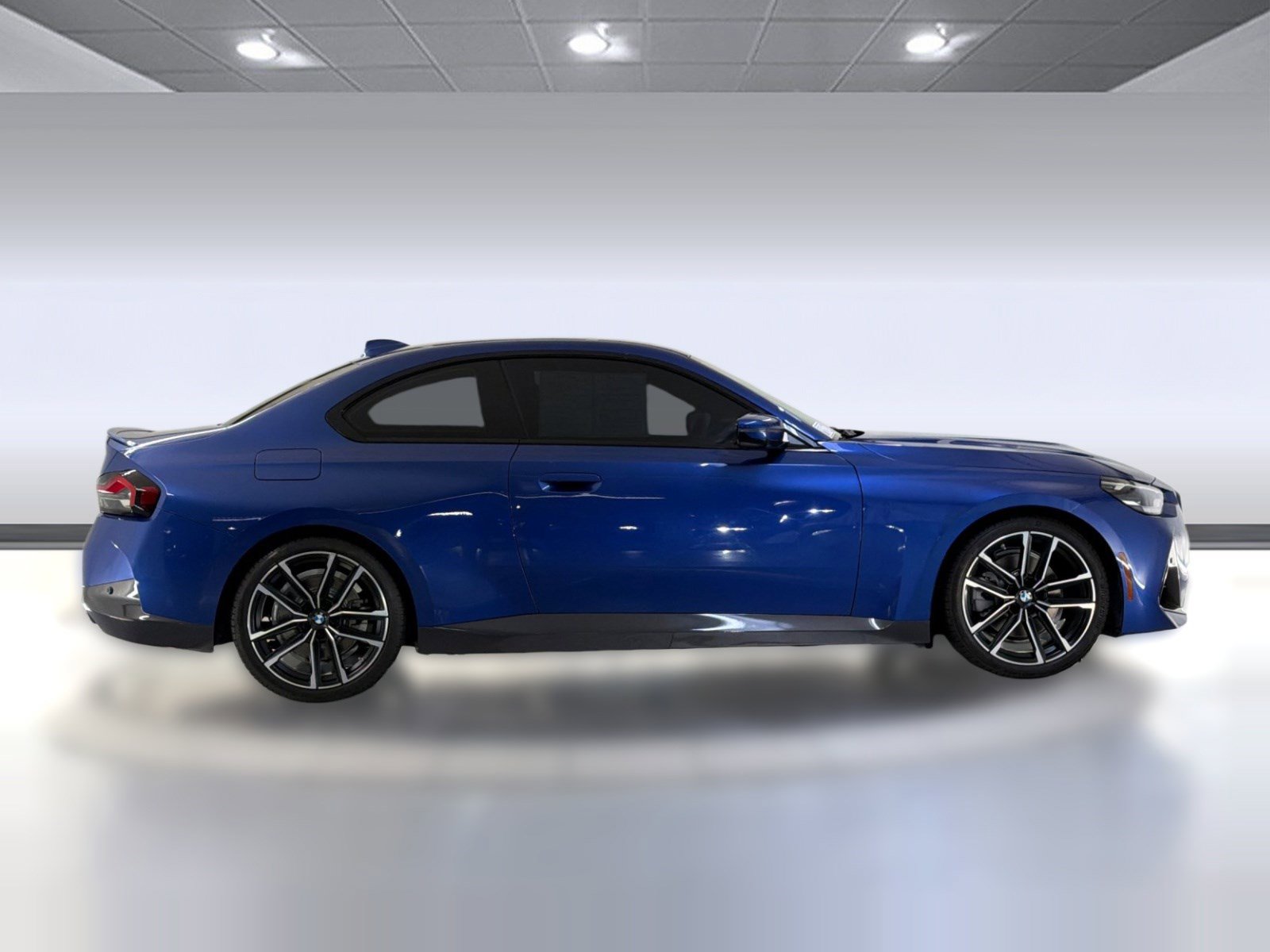 Used 2022 BMW 230i Coupe w/ M Sport Package image 7
