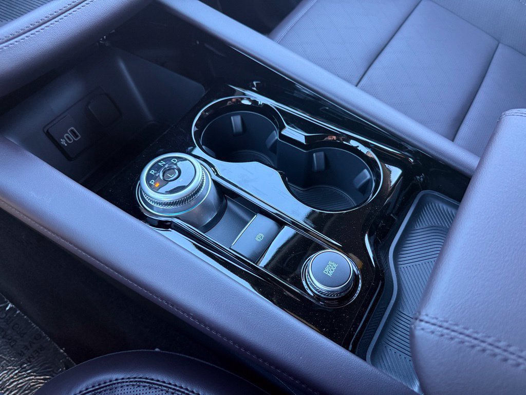 New 2026 Ford Explorer Platinum RWD image 25