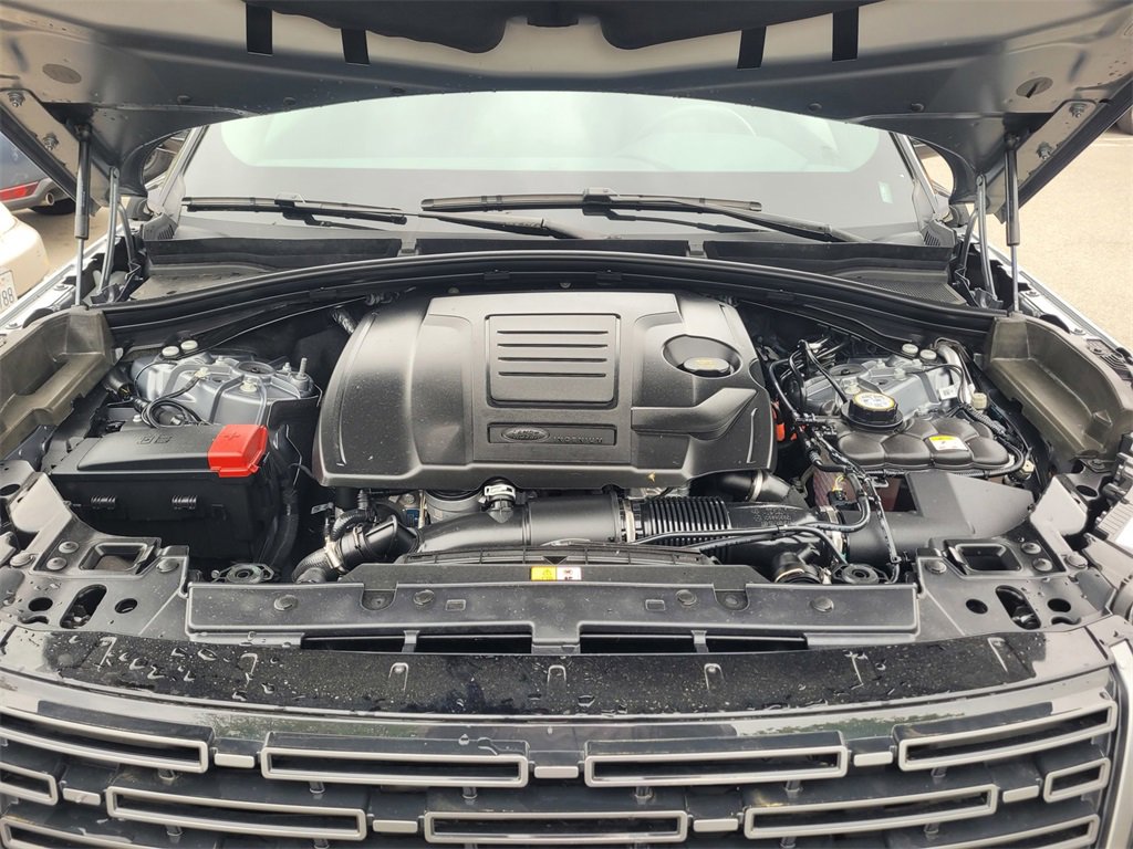 Used 2025 Land Rover Range Rover Velar S image 28