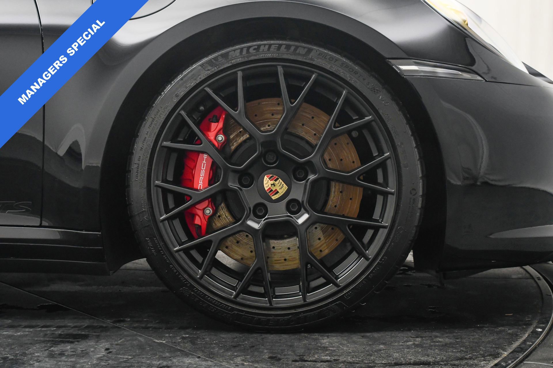 Used 2024 Porsche 911 Carrera GTS image 32