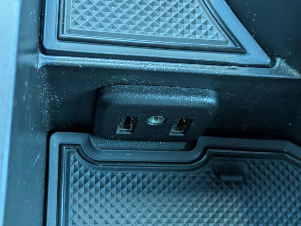 Used 2016 Chevrolet Camaro SS image 34