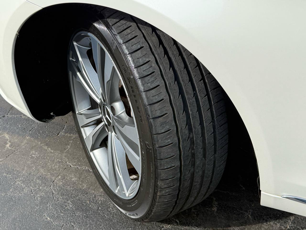 Used 2016 Mercedes-Benz S 550 Sedan w/ Premium Package image 24