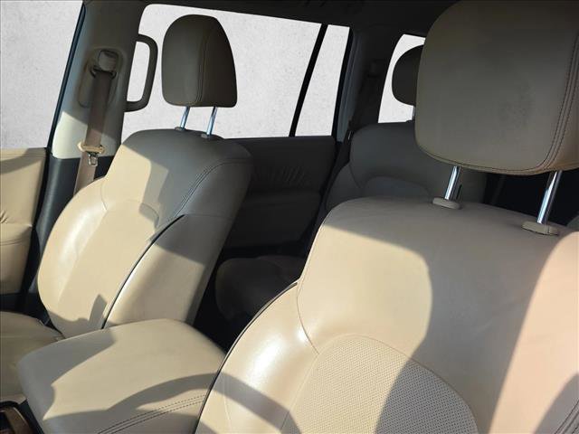 Used 2021 Nissan Armada SL w/ Captain's Chairs Package image 18