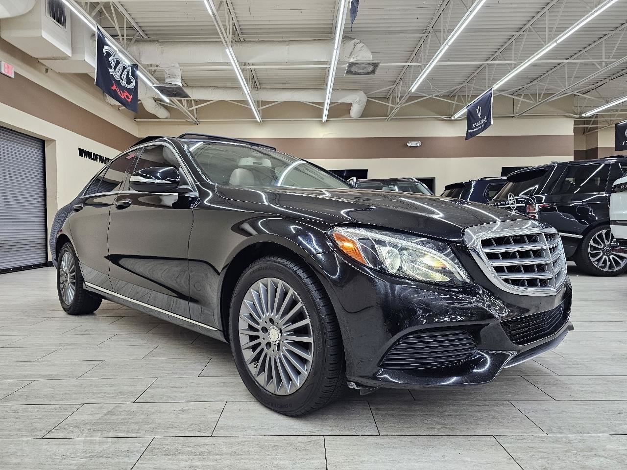Used 2015 Mercedes-Benz C 300 4MATIC Sedan w/ Multimedia Package image 4