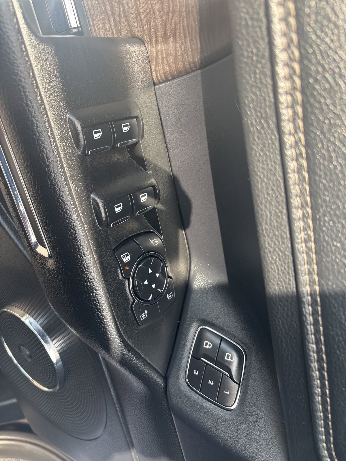 Used 2020 Ford Expedition Limited w/ Equipment Group 302A image 29