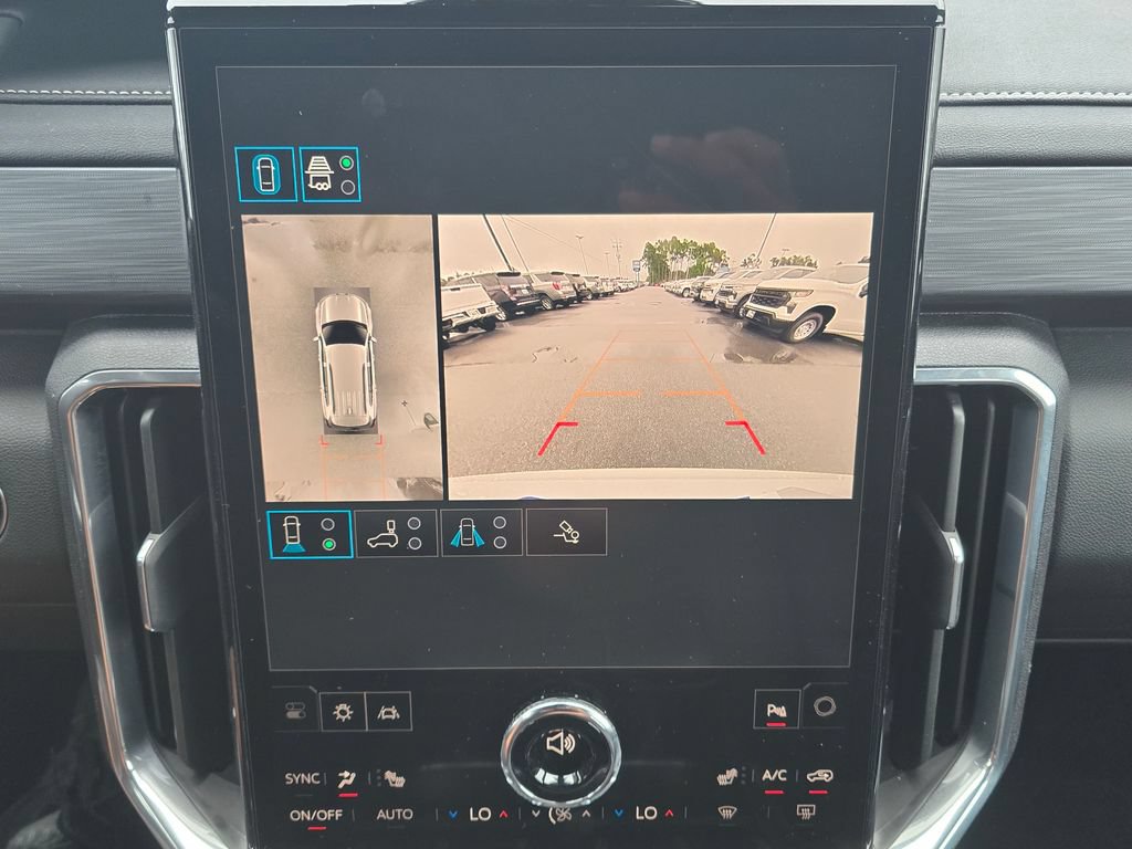 Used 2026 GMC Acadia Elevation w/ Elevation Premium Package FWD image 20