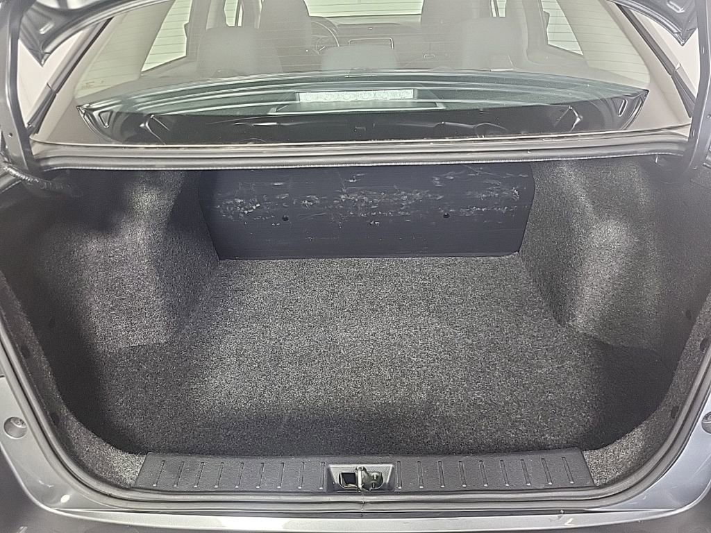Used 2024 Nissan Versa S image 7