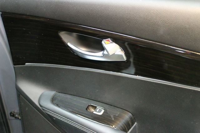 Used 2020 Kia Sorento L FWD image 13