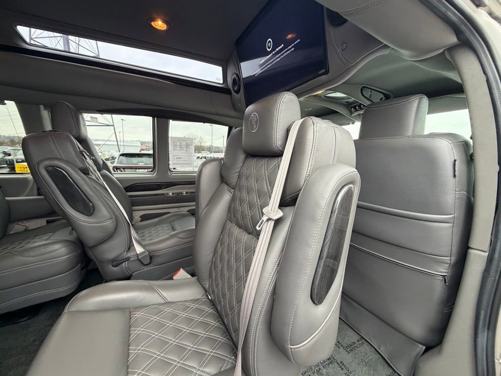 Used 2022 Chevrolet Express 2500 Extended w/ Enhanced Convenience Package image 19