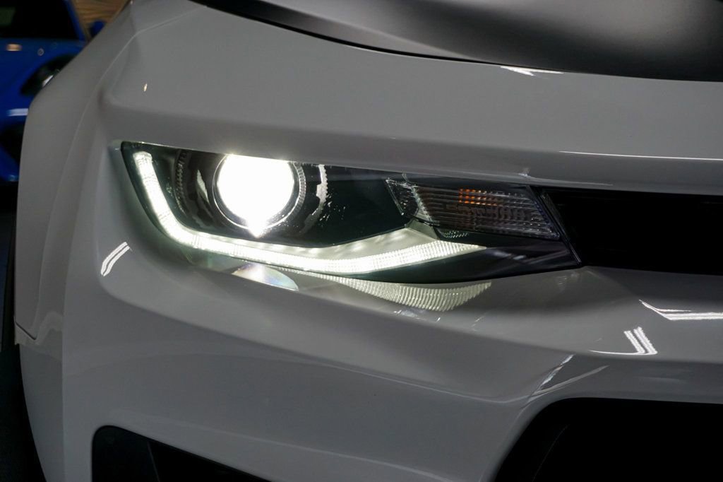 Used 2020 Chevrolet Camaro ZL1 image 84
