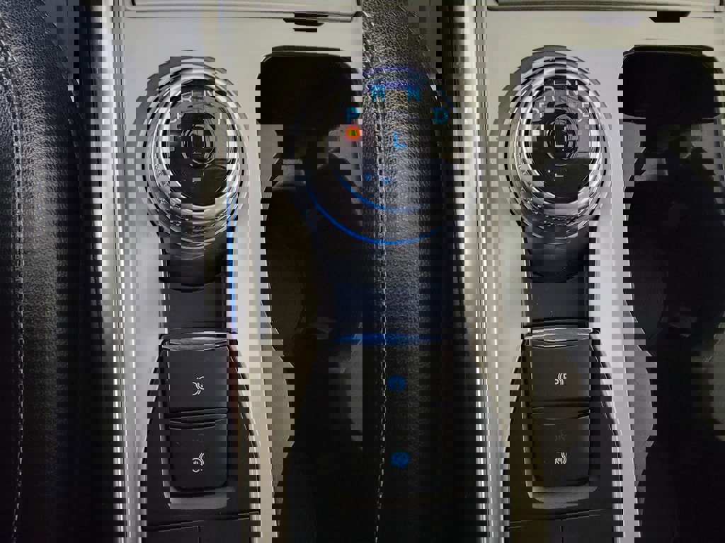 Used 2022 Ford Explorer Limited w/ Equipment Group 301A image 18