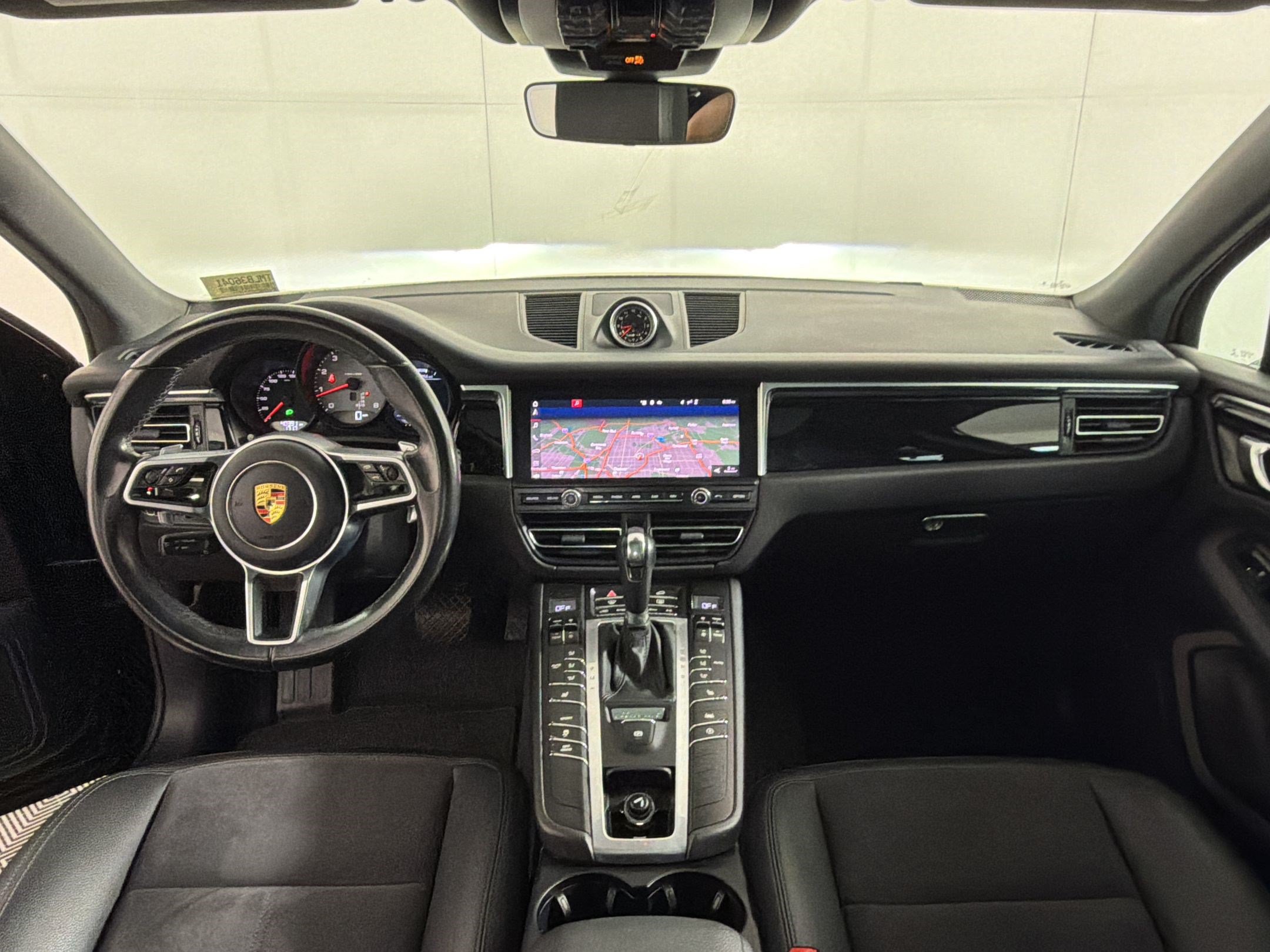 Used 2021 Porsche Macan S AWD/4WD image 17