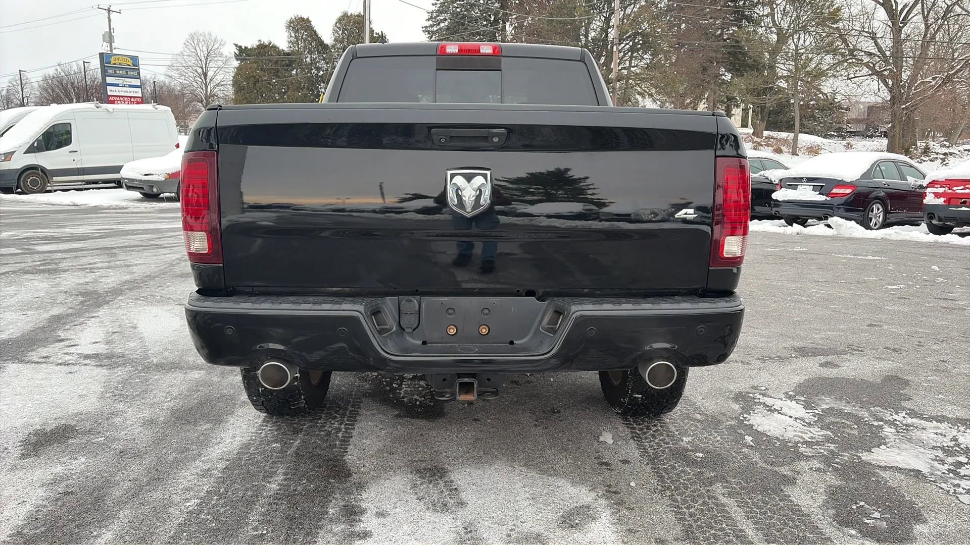 Used 2015 RAM 1500 Sport w/ Convenience Group image 9