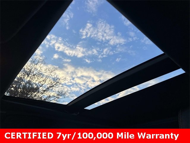 Certified 2023 Chrysler 300 S image 20