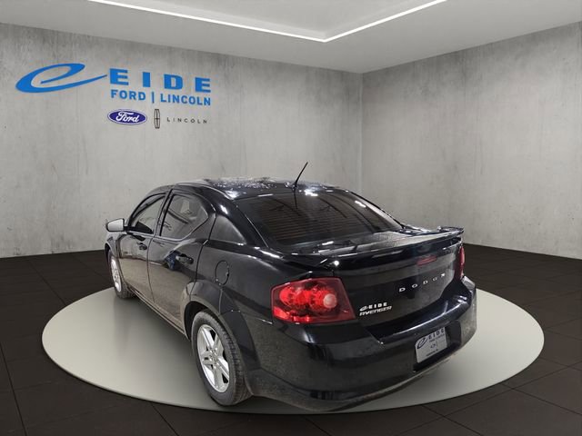 Used 2013 Dodge Avenger SE image 10