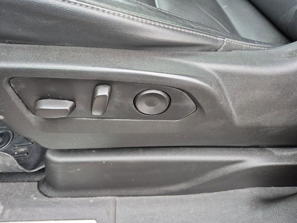 Used 2021 Chevrolet Tahoe LT w/ Rear Media and Nav Package image 19