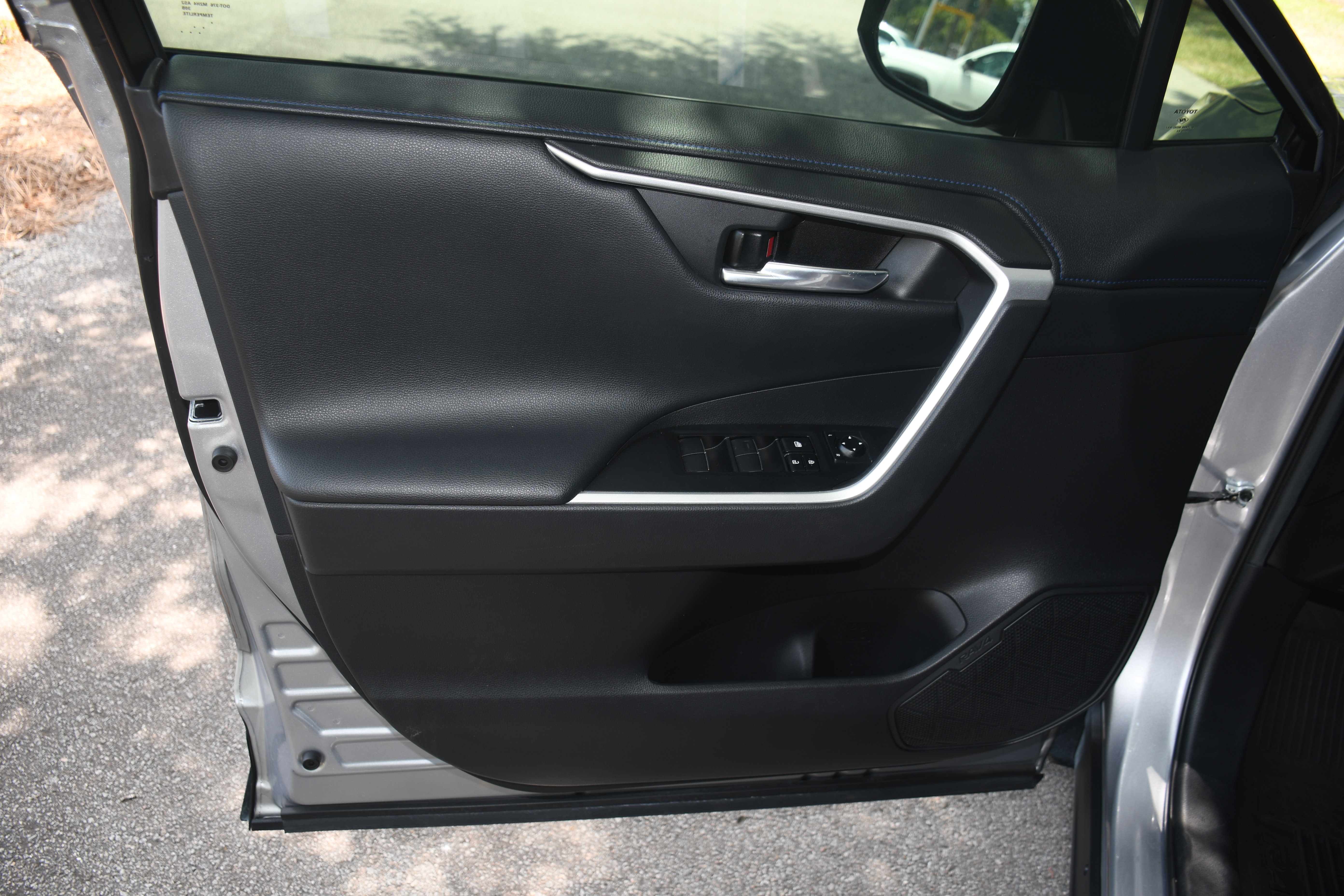 Certified 2021 Toyota RAV4 XSE AWD/4WD image 10
