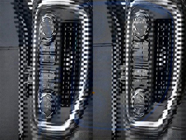 Used 2023 GMC Sierra 3500 Denali w/ Denali Ultimate Package image 26