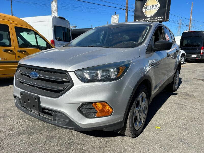 Used 2018 Ford Escape S image 3