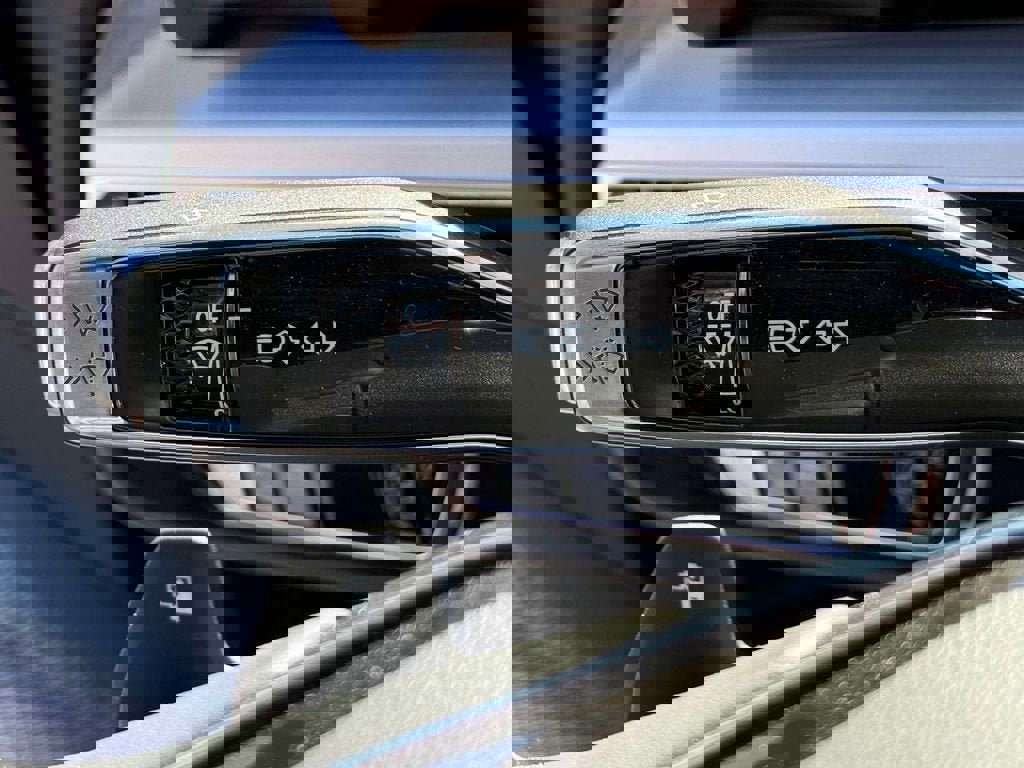 New 2024 Cadillac Lyriq Sport image 19