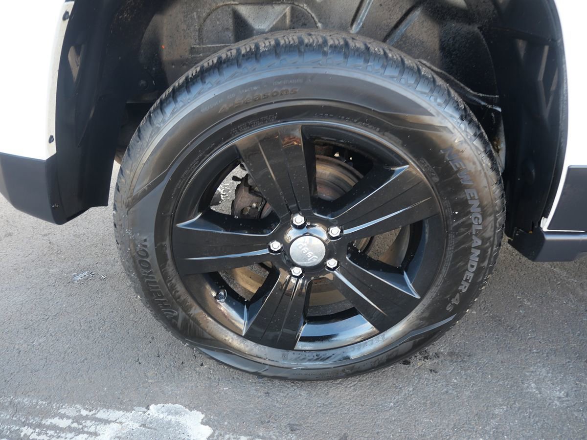 Used 2016 Jeep Patriot High Altitude AWD/4WD image 34