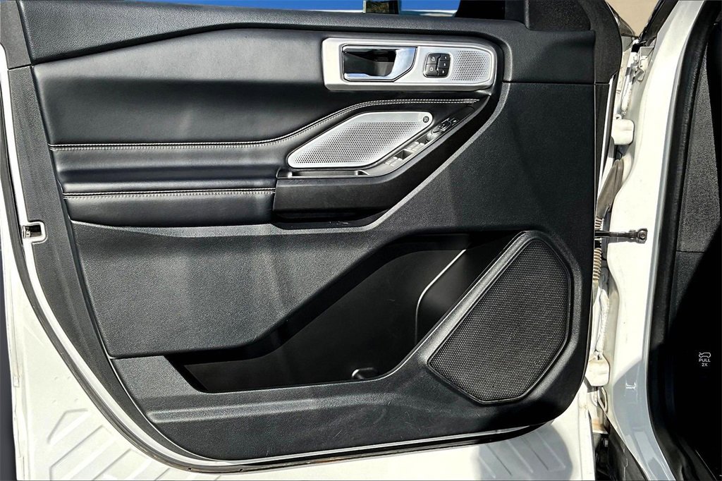 Used 2020 Ford Explorer ST w/ Premium Technology Package image 20