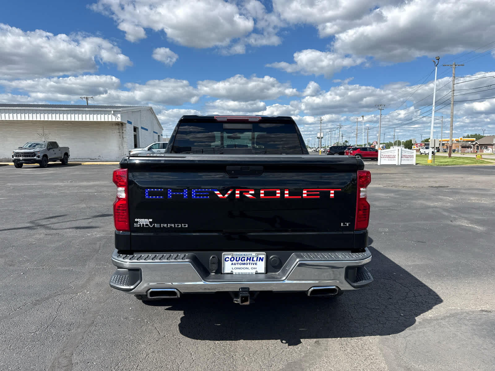 Certified 2020 Chevrolet Silverado 1500 LT w/ Texas Edition AWD/4WD image 4