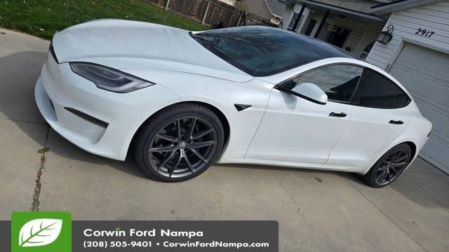 Used 2021 Tesla Model S Plaid image 16