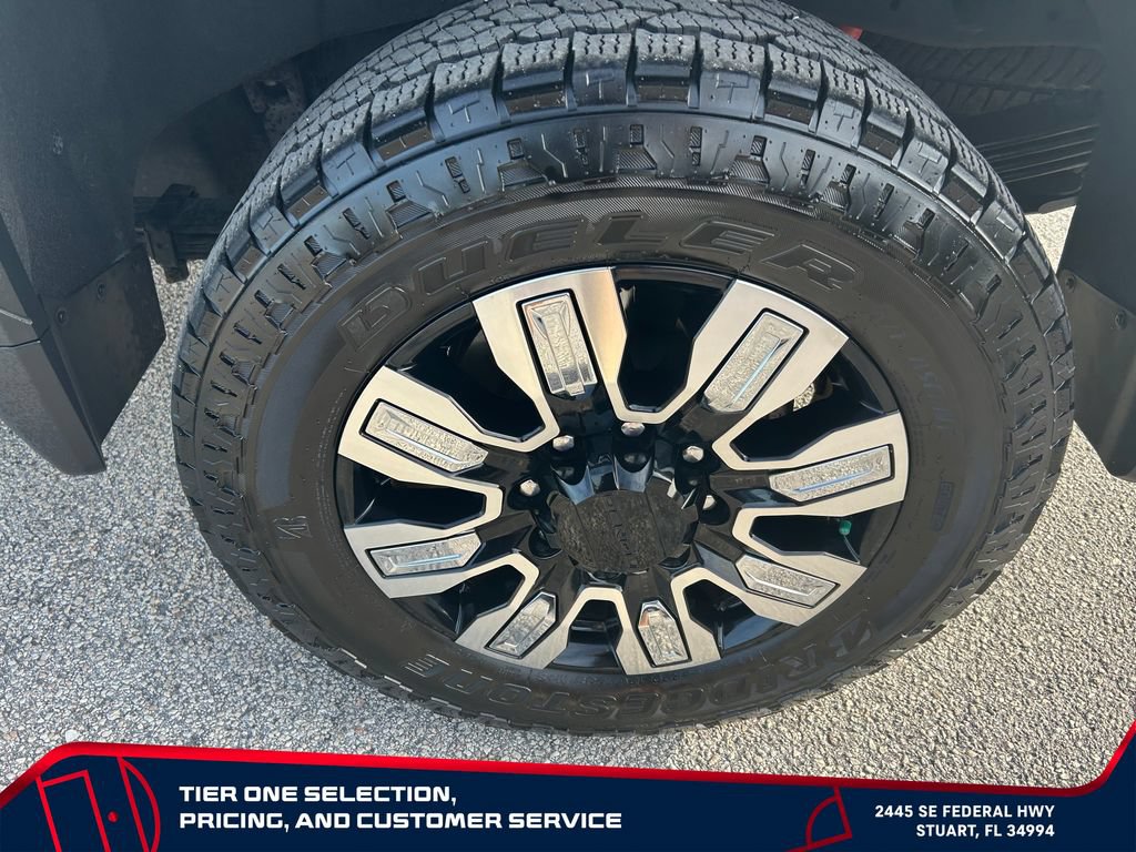 Used 2024 GMC Sierra 2500 Denali w/ Denali Reserve Package AWD/4WD image 9