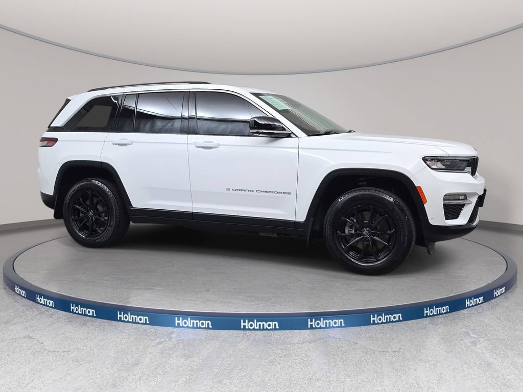 Used 2022 Jeep Grand Cherokee Limited 4xe w/ Luxury Tech Group II AWD/4WD image 4
