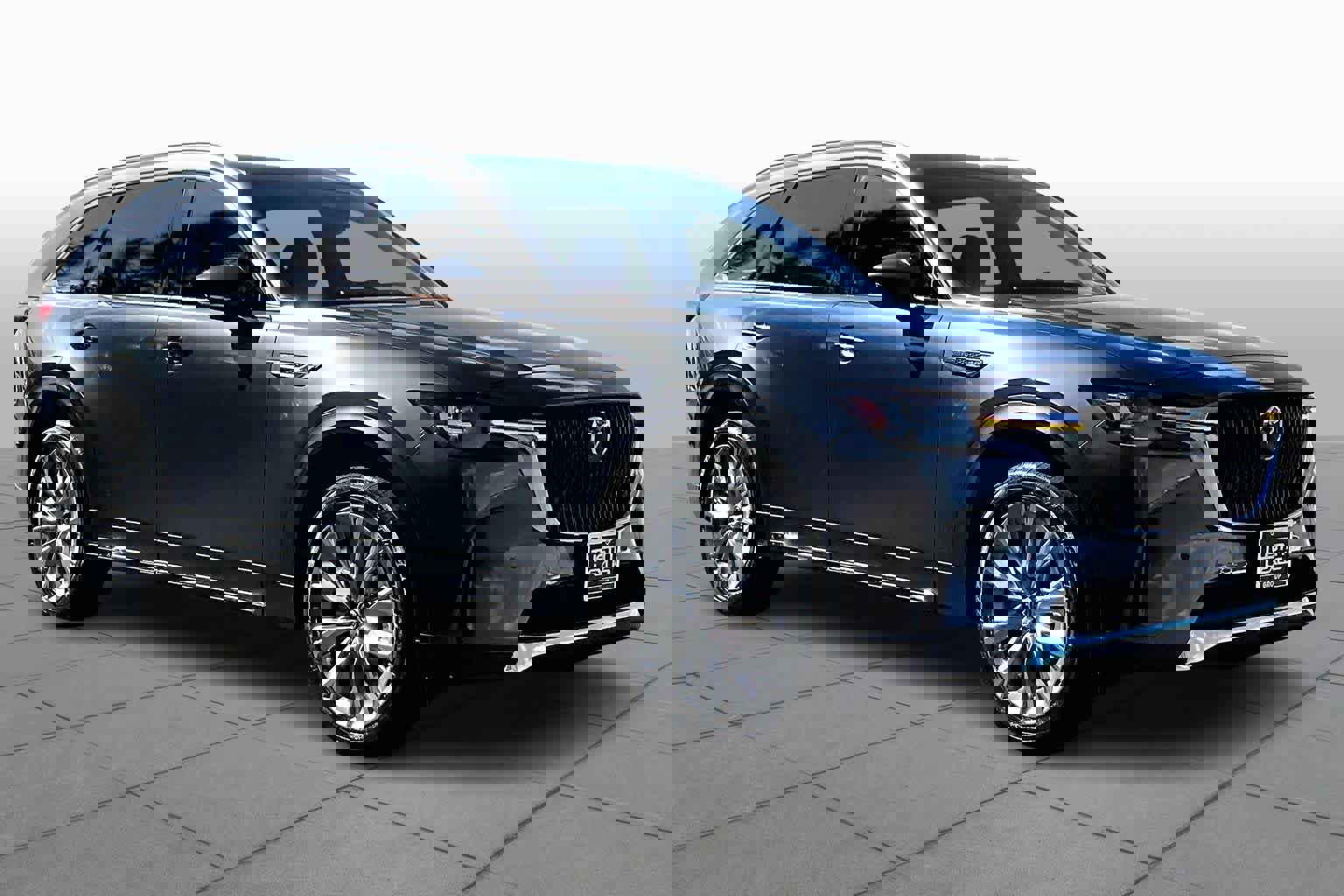 Used 2024 MAZDA CX-90 3.3 Turbo w/ Premium Plus Pkg image 2