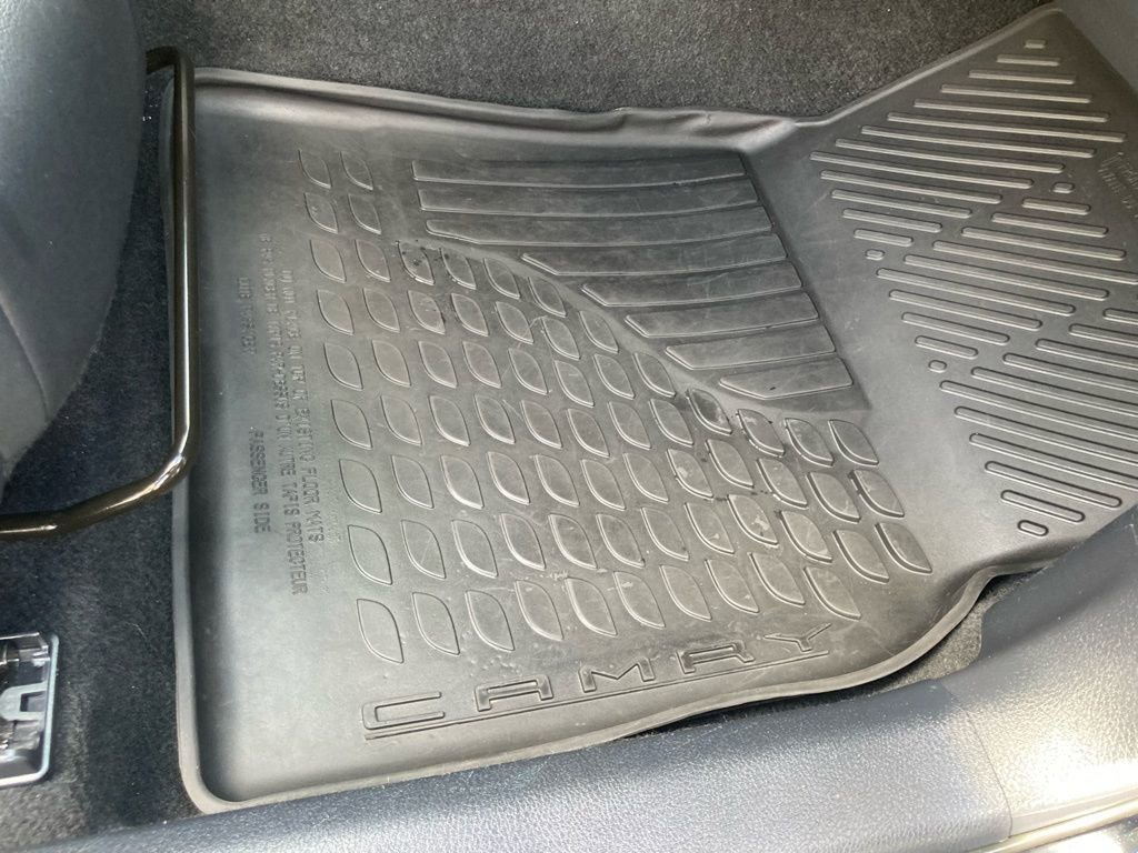 Used 2023 Toyota Camry SE image 36