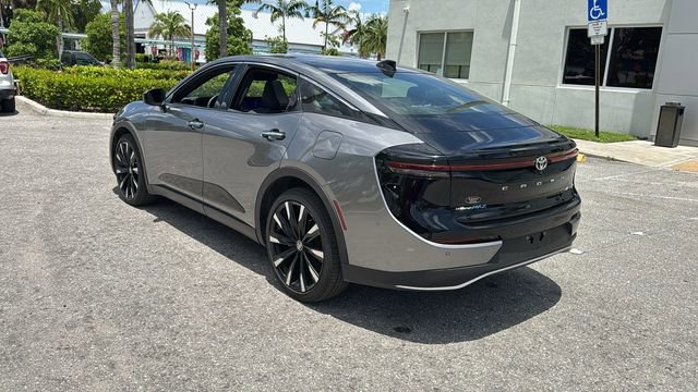 Used 2023 Toyota Crown Platinum image 22