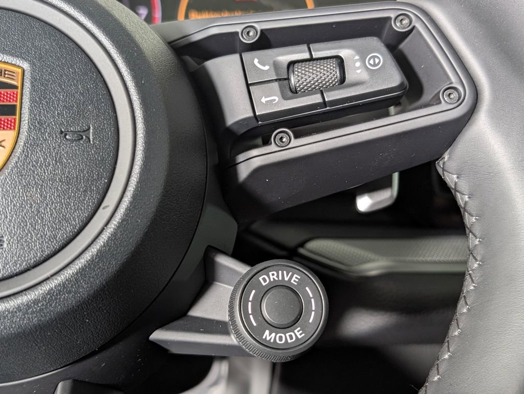 New 2026 Porsche Cayenne Coupe image 42