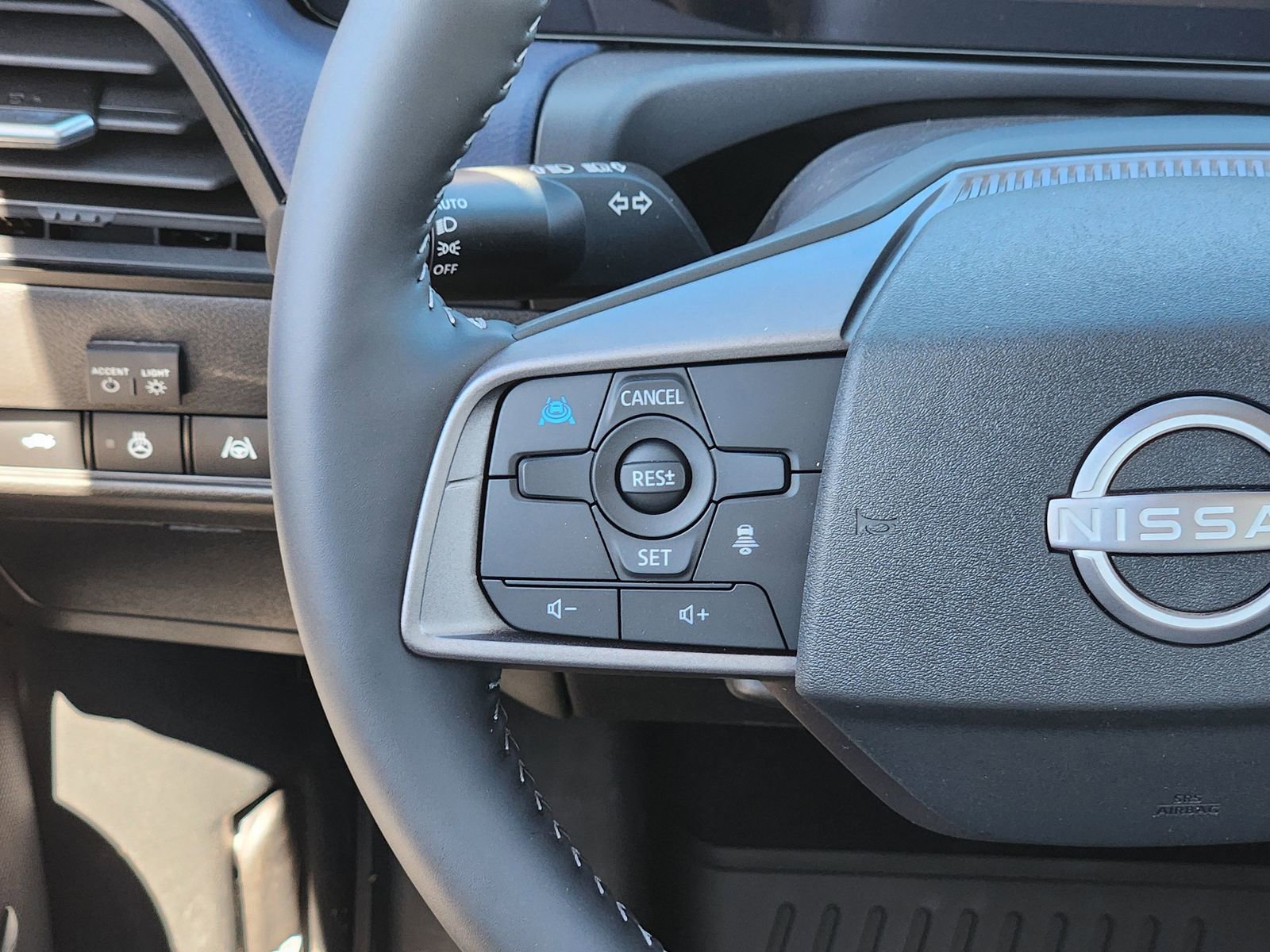 New 2026 Nissan Sentra SL w/ Floor Mat Package FWD image 26