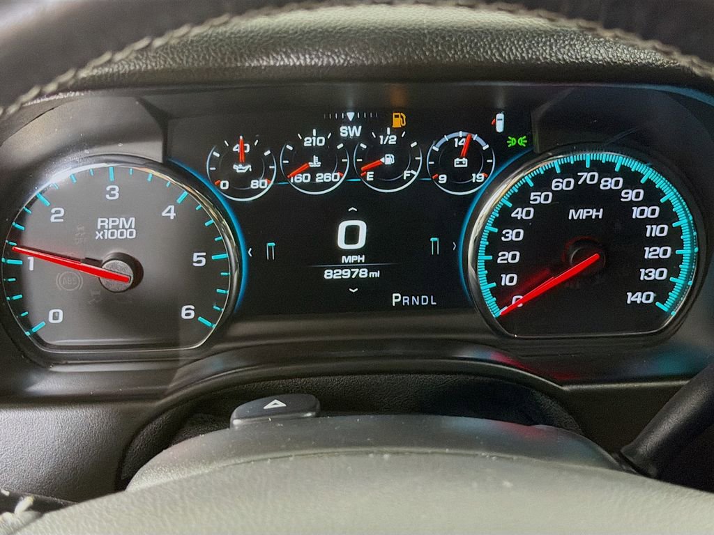 Used 2019 Chevrolet Suburban Premier w/ Premier Plus Edition AWD/4WD image 15