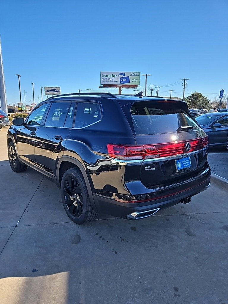 New 2026 Volkswagen Atlas SE image 7