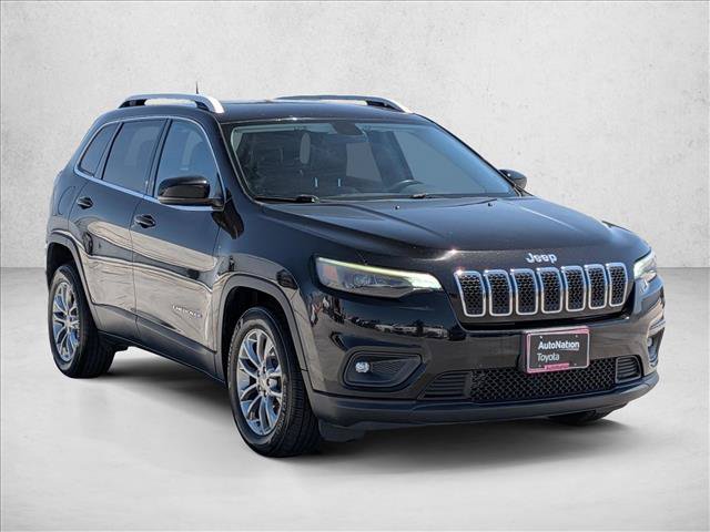 Used 2019 Jeep Cherokee Latitude Plus FWD image 3
