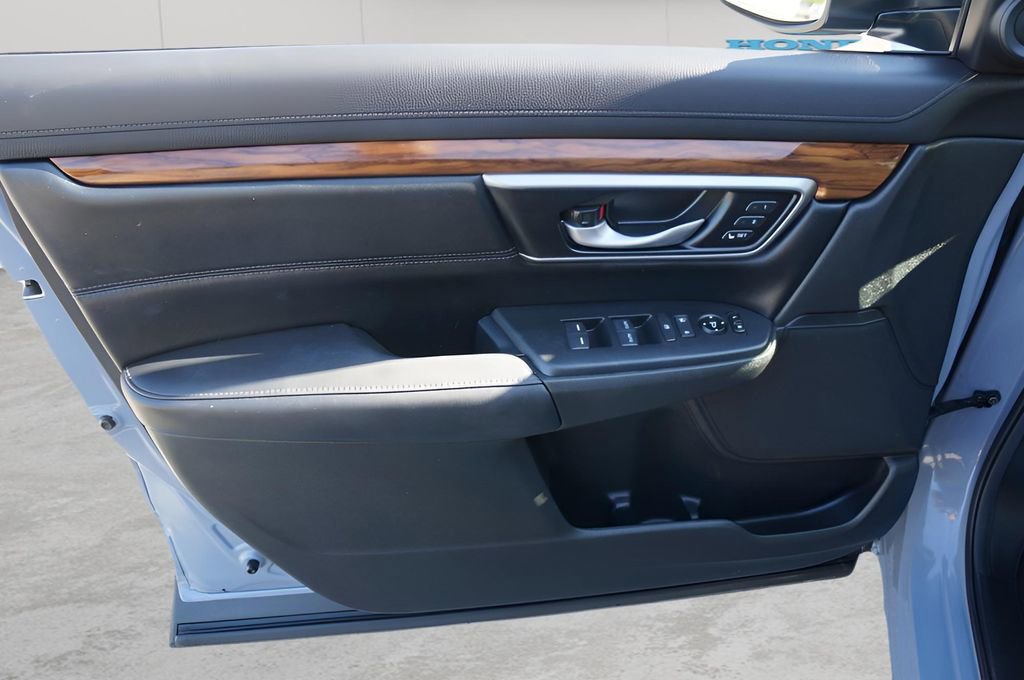 Used 2022 Honda CR-V Touring image 30