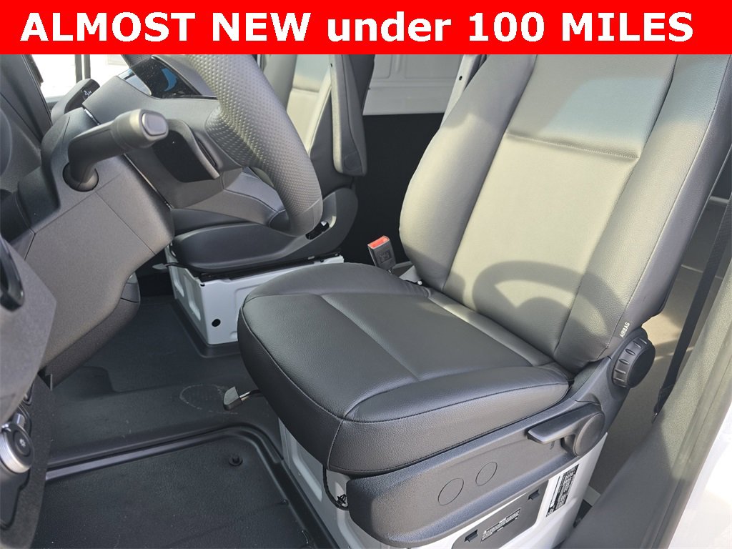 Used 2025 Mercedes-Benz Sprinter 2500 image 19