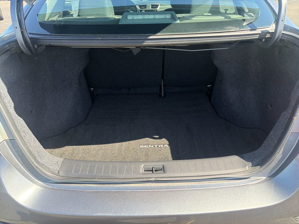 Used 2019 Nissan Sentra SV FWD image 24