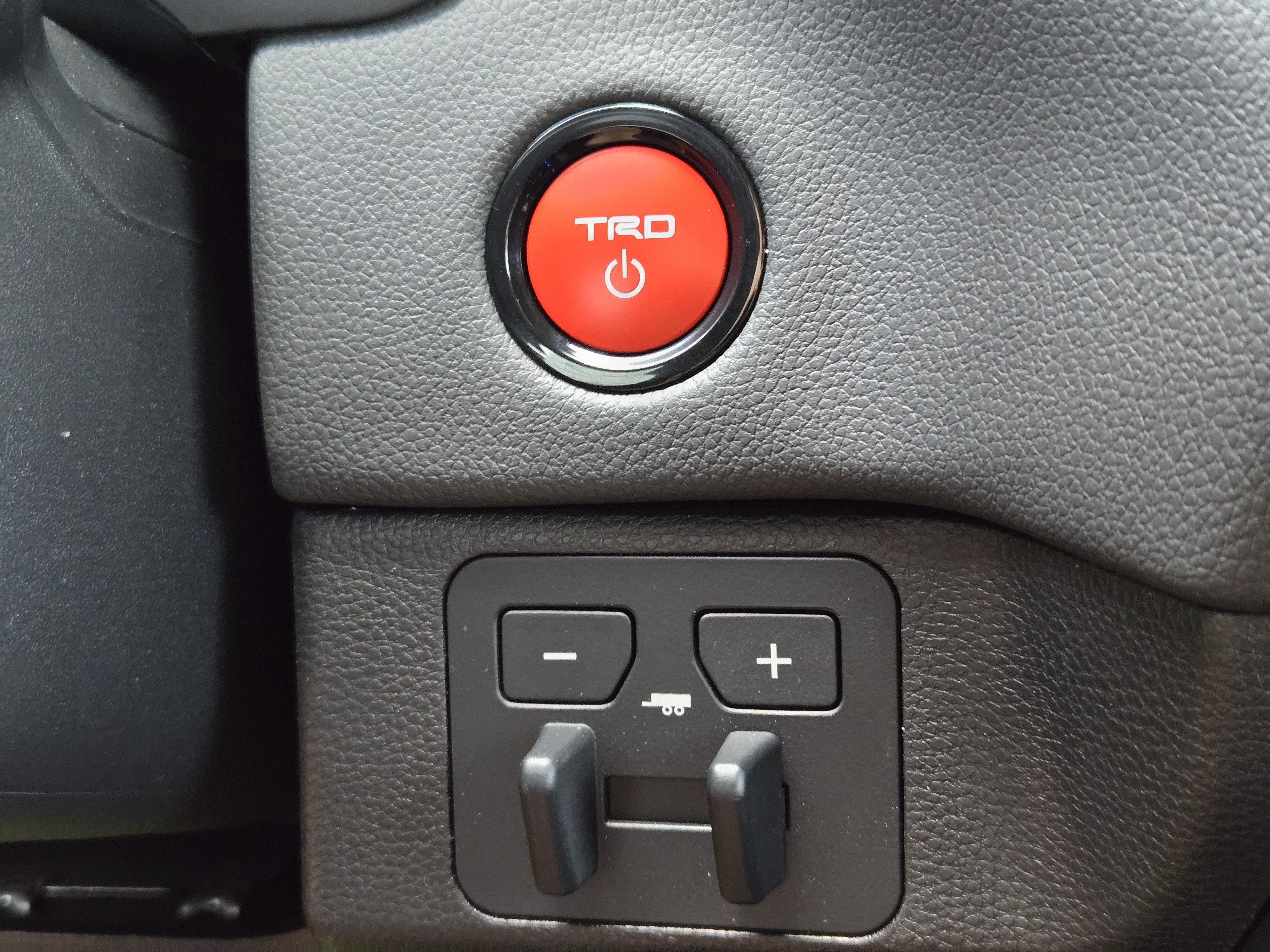 Used 2026 Toyota Sequoia TRD Pro AWD/4WD image 27