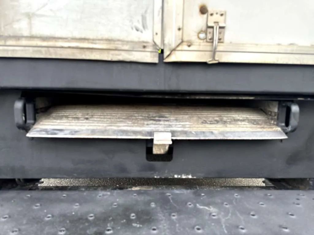 Used 2017 GMC Savana 3500 RWD image 20