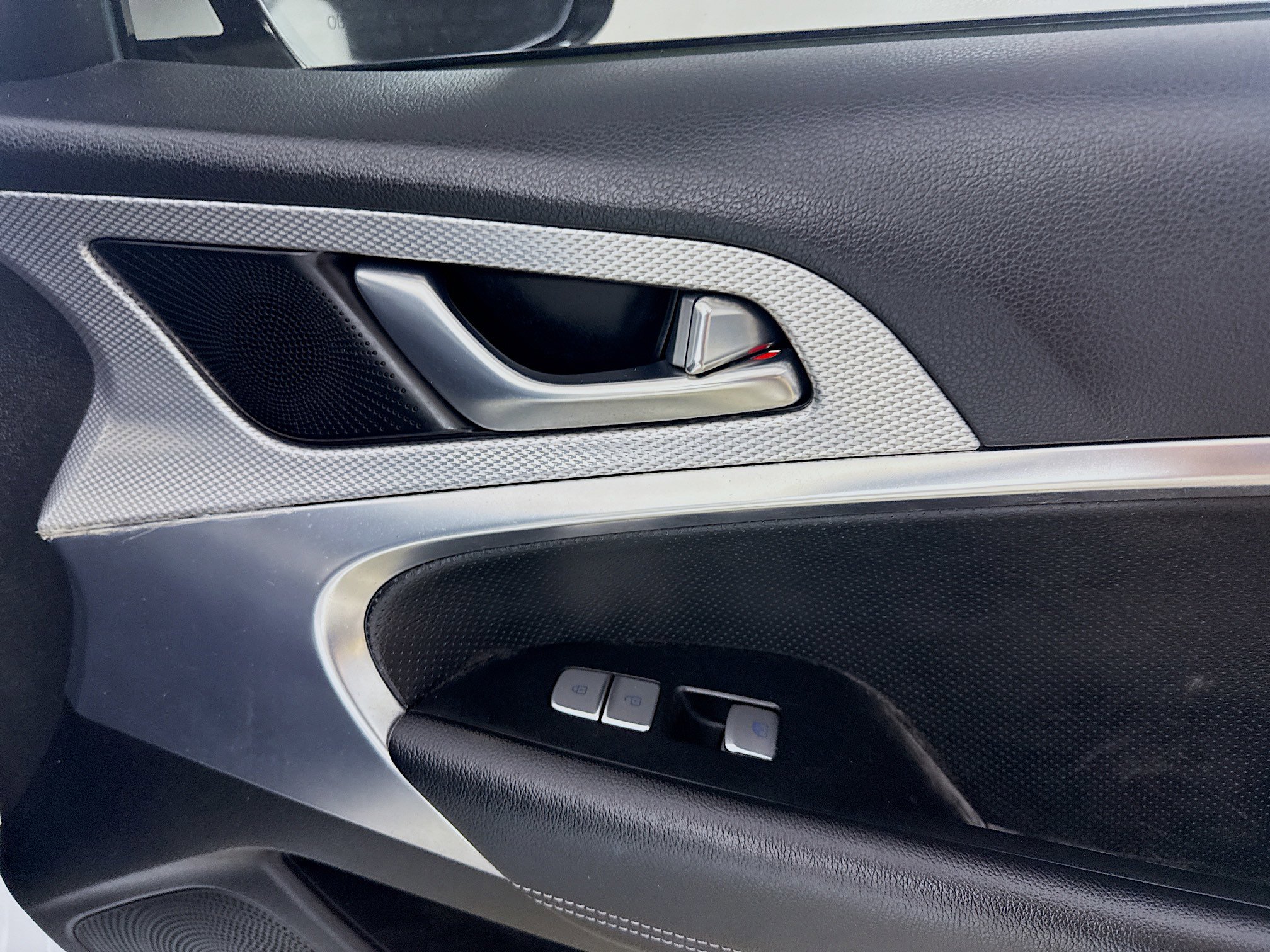 Used 2022 Genesis G70 3.3T image 31