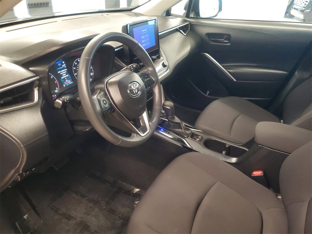 Used 2024 Toyota Corolla Cross LE image 16