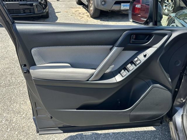 Used 2017 Subaru Forester 2.5i Premium AWD/4WD image 15
