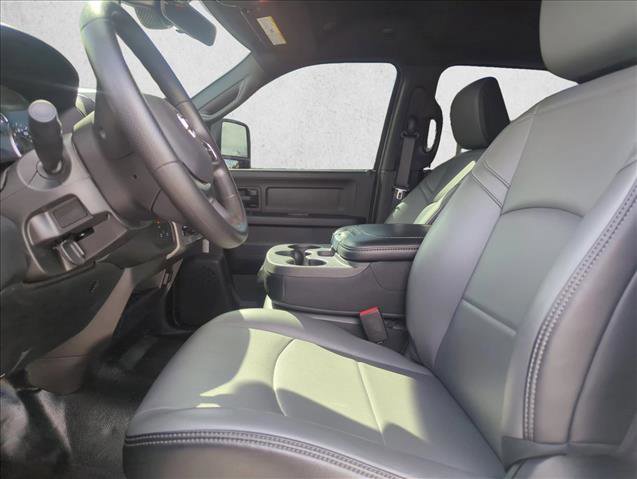 Used 2025 RAM 2500 Tradesman w/ Chrome Appearance Group image 13